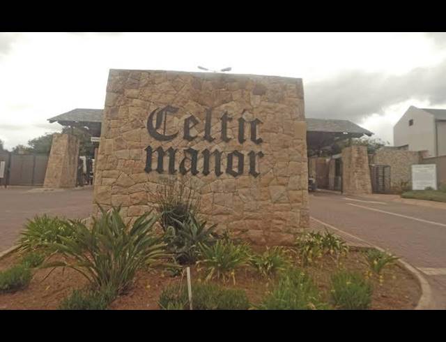 LAND FOR SALE IN RASLOUW